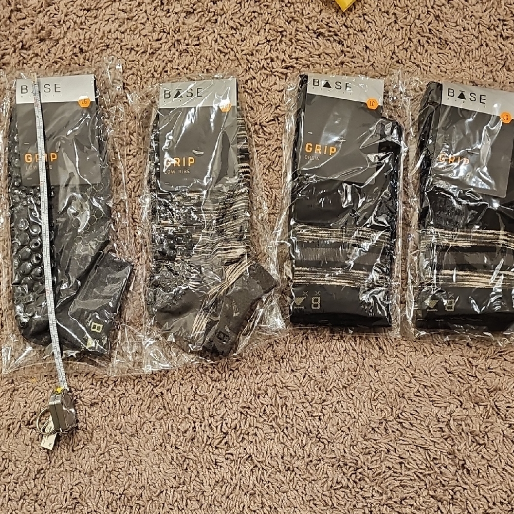 Base 33 Large Grip Low-Cut Crew Socks M 9.5-11.4 W 11-13